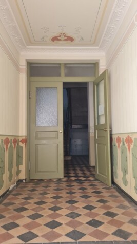 Langjährig vermietete WE mit Balkon und Fahrstuhl sucht netten Eigentümer!, 09130 Chemnitz, Etagenwohnung