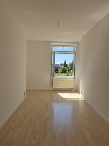 Kleines Nest am Kaßberg … neu renoviert inkl. schicker Einbauküche!, 09112 Chemnitz, Erdgeschosswohnung