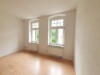 2 Zimmer mit Balkon, EBK, zentral gelegen! - Wohnzimmer