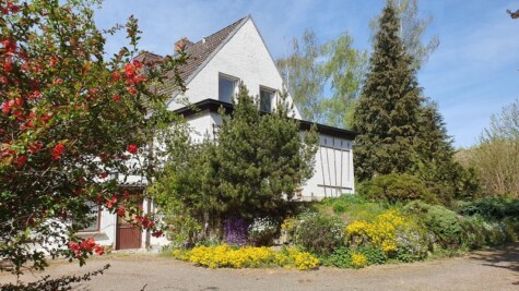 Kleines Haus zum Verlieben im Burgenlandkreis!, 06712 Kretzschau, Doppelhaushälfte