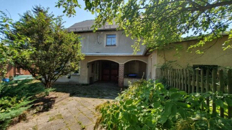 Sie haben Glück! Zauberhaftes Grundstück mit Einfamilienhaus zu verkaufen., 09131 Chemnitz, Einfamilienhaus